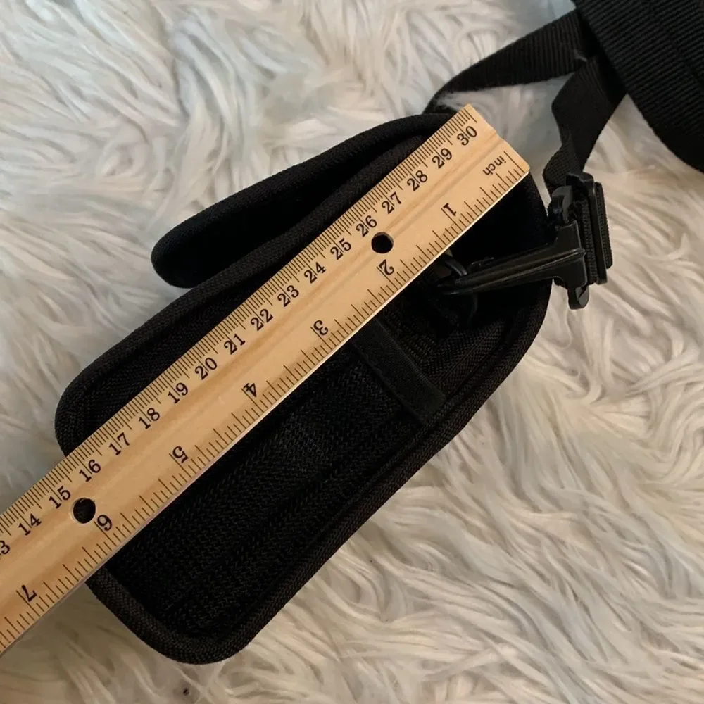 🟢3 for $20 TARGUS camera bag for point & shoot style camera hook & loop …